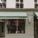 Hotel Suzie Blue