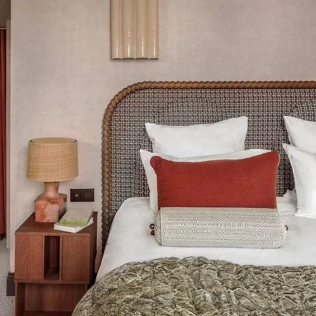 Hotel Suzie Blue