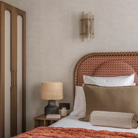 Suzie Blue Hotel 4*