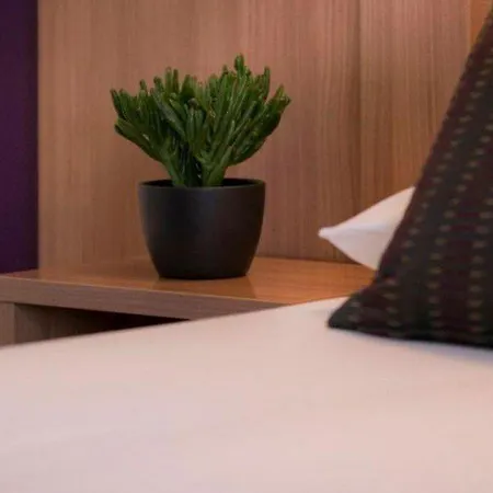 Hotel Suzie Blue