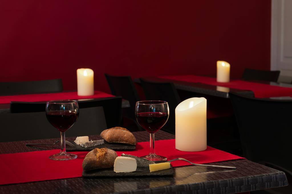 Suzie Blue Hotel Paris